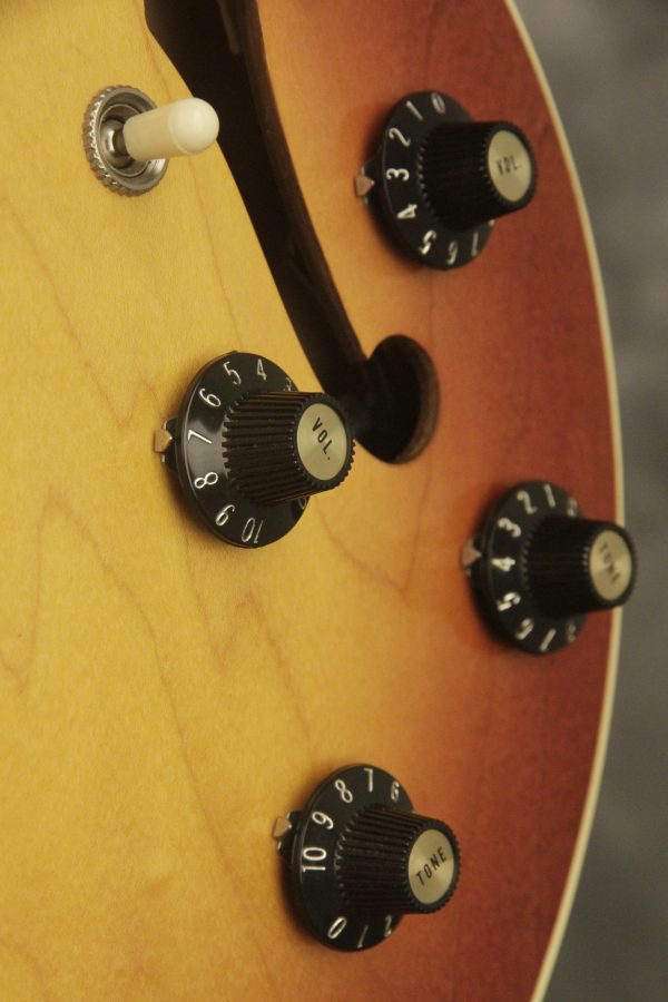 1972 Gibson ES-335 Sunburst - Image 9