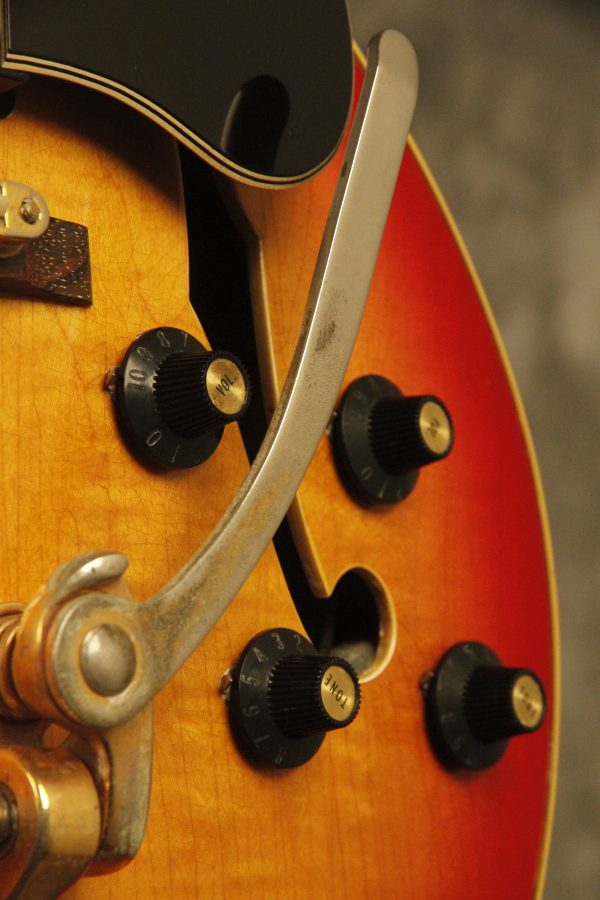 SOLD 1969 Gibson Barney Kessel Sunburst w/factory Bigsby - Image 12