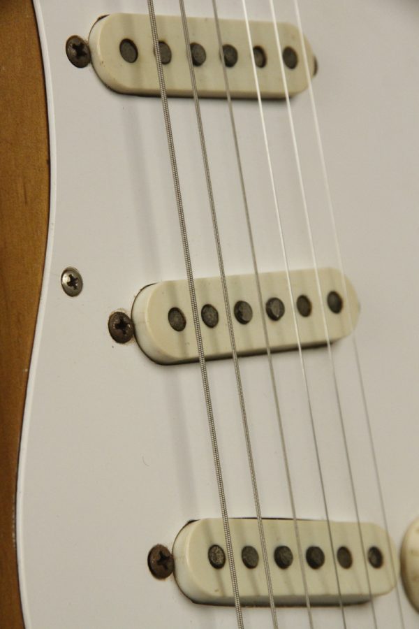 1957 Fender Stratocaster Sunburst - Image 9