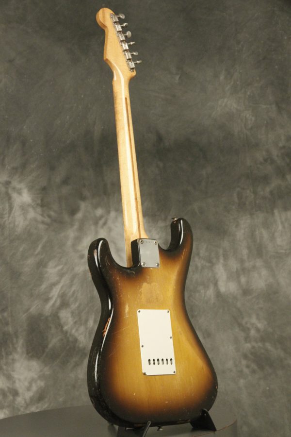 1957 Fender Stratocaster Sunburst - Image 33
