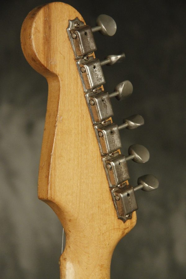 1957 Fender Stratocaster Sunburst - Image 37