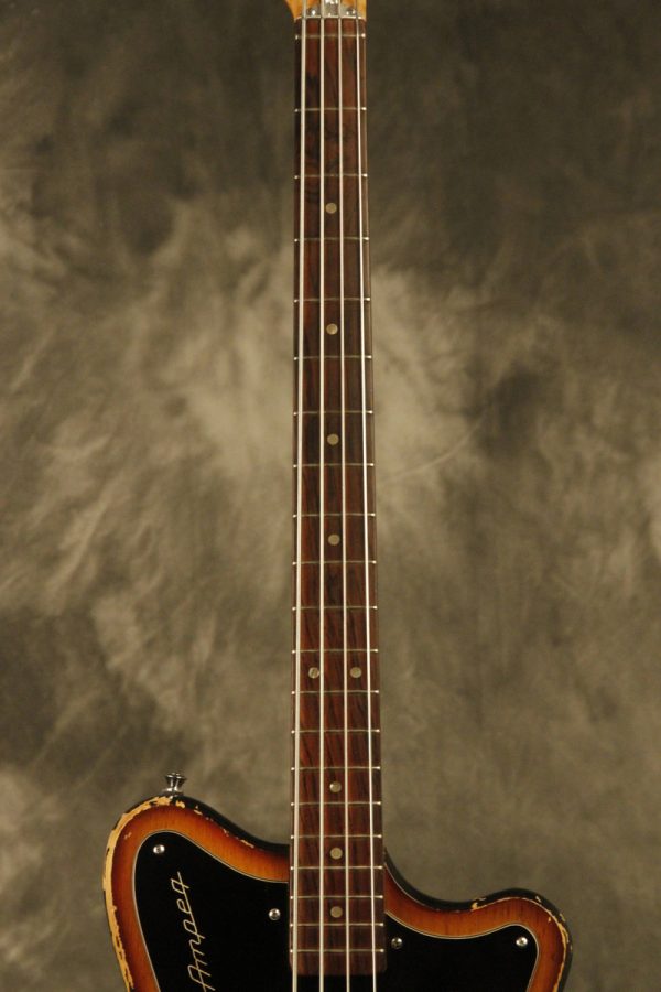 1960's Ampeg SSB-1 short scale bass with F-holes - Image 5