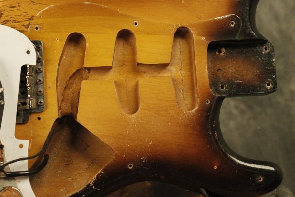 1957 Fender Stratocaster Sunburst - Image 76
