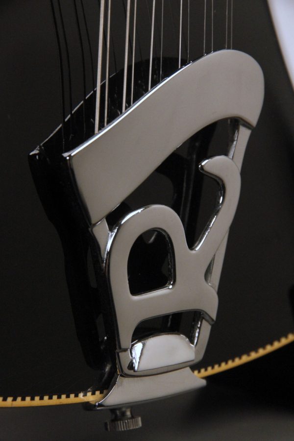 1989 Rickenbacker 381/12V69 Jetglo 12-string - Image 9