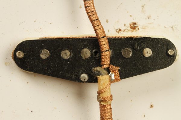 1957 Fender Stratocaster Sunburst - Image 89