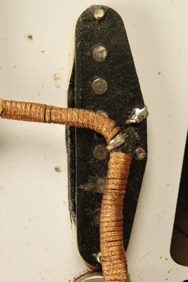 1957 Fender Stratocaster Sunburst - Image 90