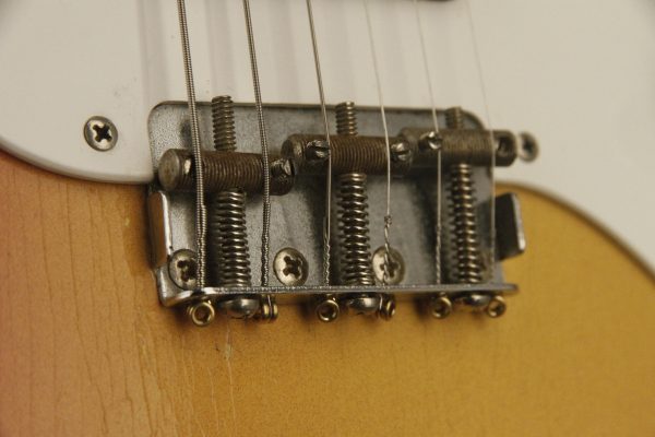 1962 Fender Duo-Sonic SLAB BOARD Maroonburst HANG TAG! - Image 11