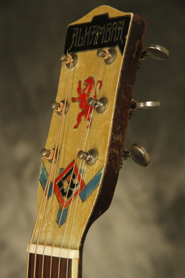 1930's ALHAMBRA Resonator guitar w/ fiddle edges and round neck - Image 11