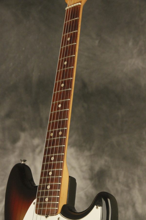1975 Fender MUSTANG Sunburst - Image 13