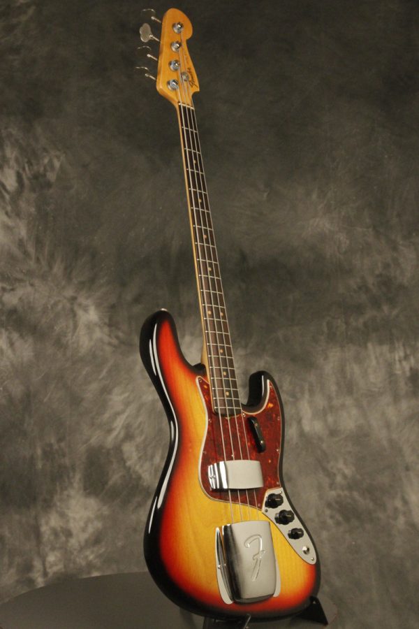 1964 pre-CBS Fender Jazz Bass refinished Sunburst - Image 17