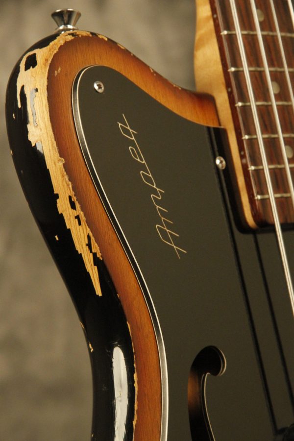 1960's Ampeg SSB-1 short scale bass with F-holes - Image 20