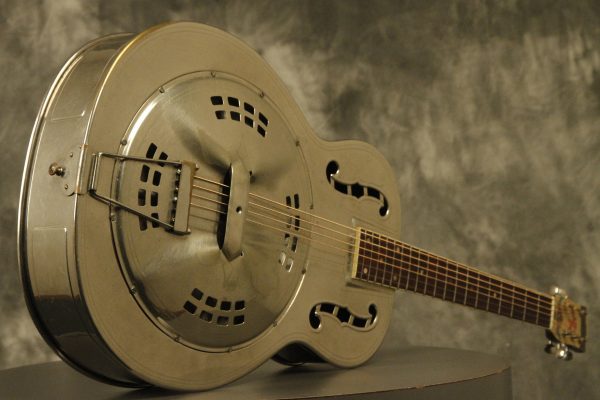 1930's ALHAMBRA Resonator guitar w/ fiddle edges and round neck - Image 22