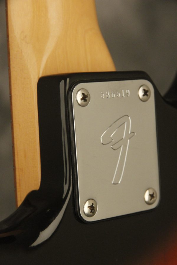 1975 Fender MUSTANG Sunburst - Image 31