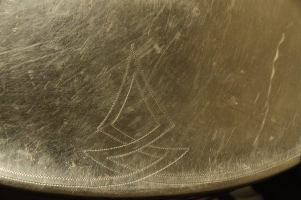 1930's ALHAMBRA Resonator guitar w/ fiddle edges and round neck - Image 32