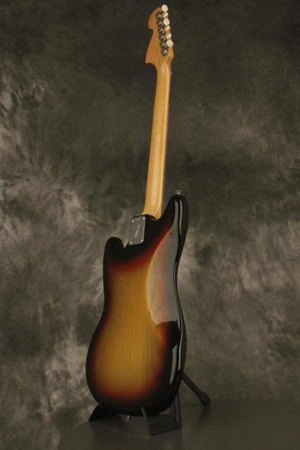 1975 Fender MUSTANG Sunburst - Image 37