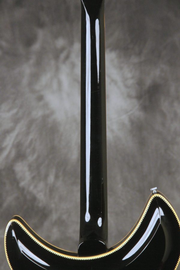 1989 Rickenbacker 381/12V69 Jetglo 12-string - Image 39