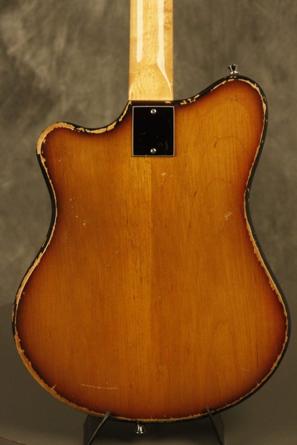 1960's Ampeg SSB-1 short scale bass with F-holes - Image 39