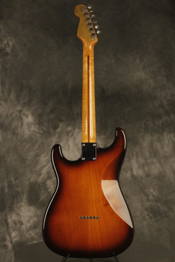 1984 Philip Kubicki Stratocaster hardtail sunburst - Image 45