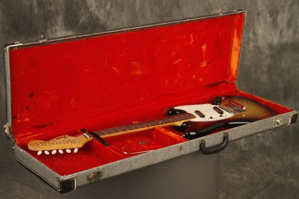 1975 Fender MUSTANG Sunburst - Image 47