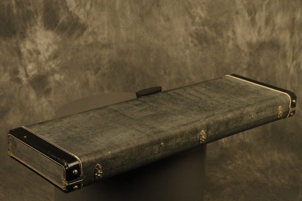 1960's Ampeg SSB-1 short scale bass with F-holes - Image 50