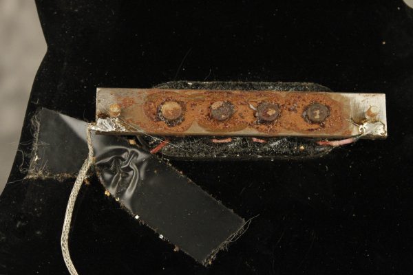 1960's Ampeg SSB-1 short scale bass with F-holes - Image 60