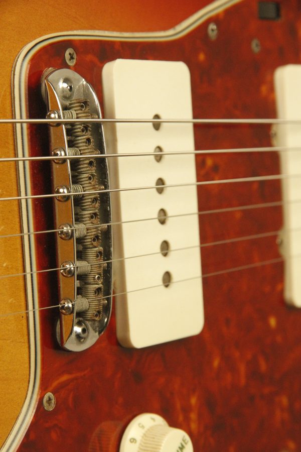 1961 Fender Jazzmaster Sunburst - Image 32