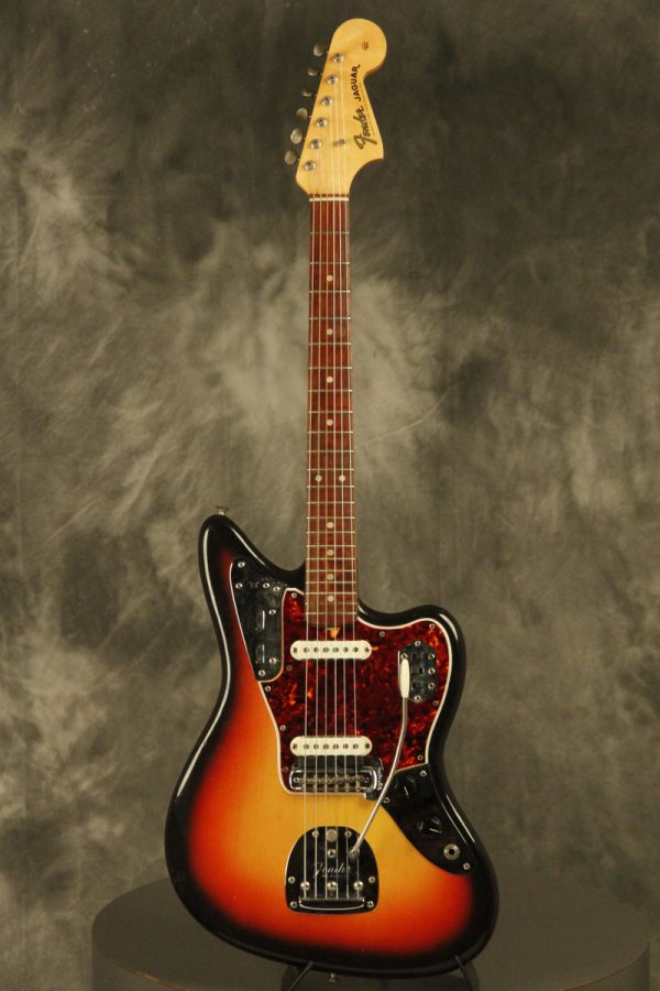 1965 Fender Jaguar Sunburst - Image 3