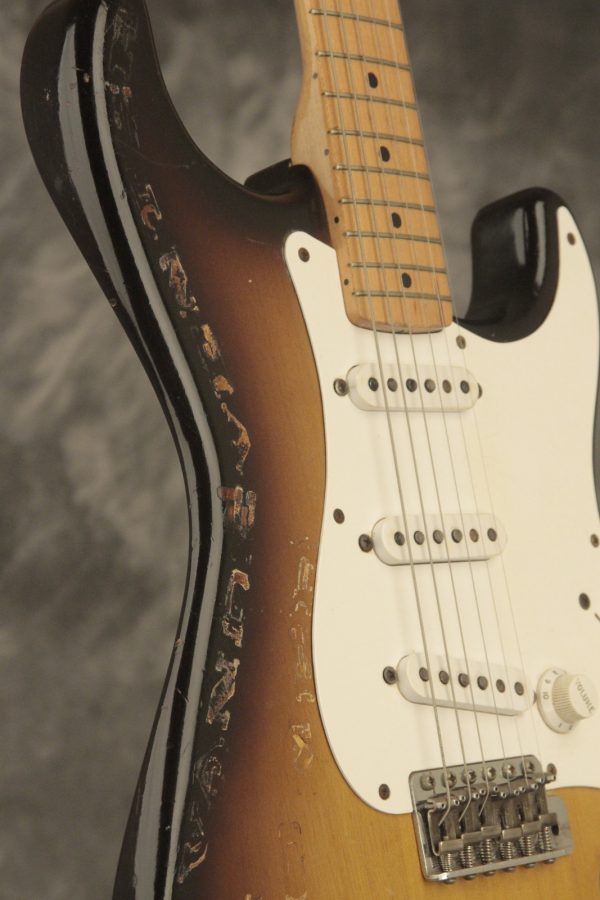 1957 Fender Stratocaster Sunburst - Image 25