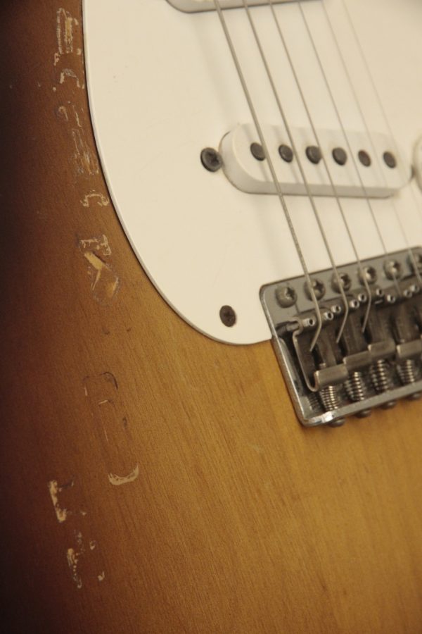 1957 Fender Stratocaster Sunburst - Image 26