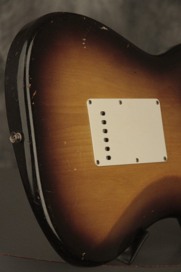 1957 Fender Stratocaster Sunburst - Image 33