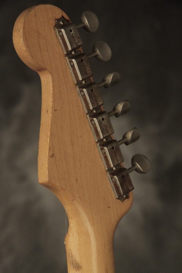 1957 Fender Stratocaster Sunburst - Image 38