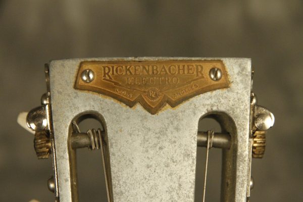 1934 Rickenbacker/Rickenbacher A-22 Frying Pan Hawaiian steel guitar - Image 5