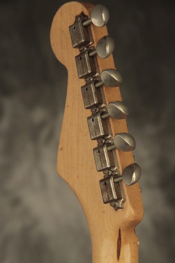 1957 Fender Stratocaster Sunburst - Image 53