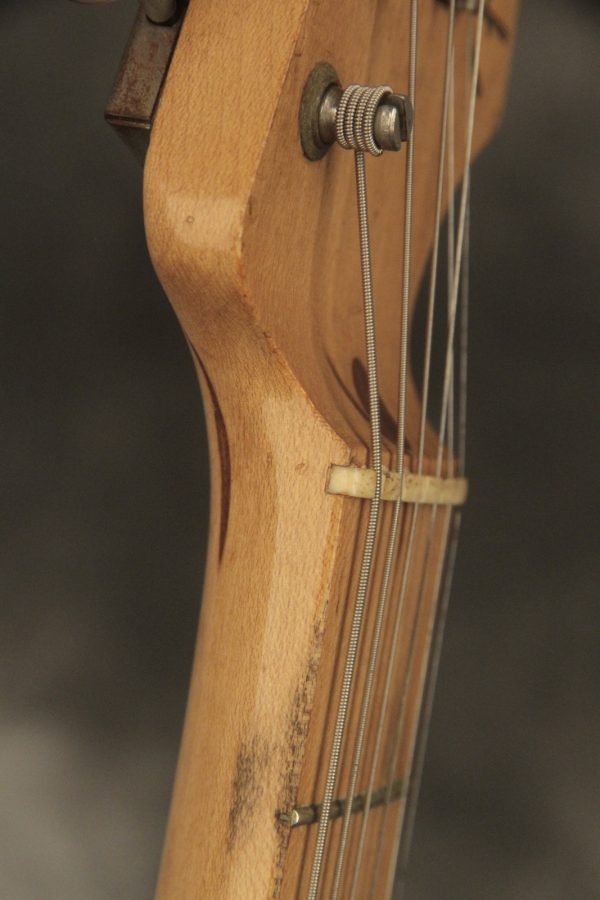 1957 Fender Stratocaster Sunburst - Image 55