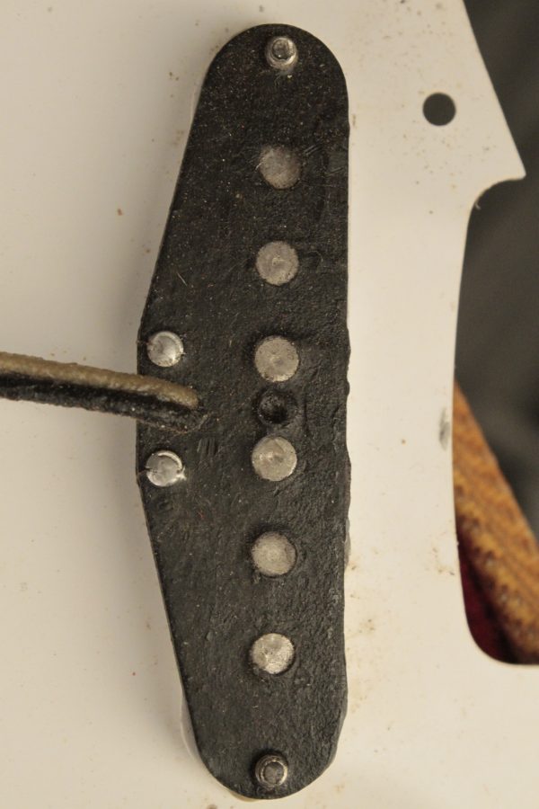 1957 Fender Stratocaster Sunburst - Image 105