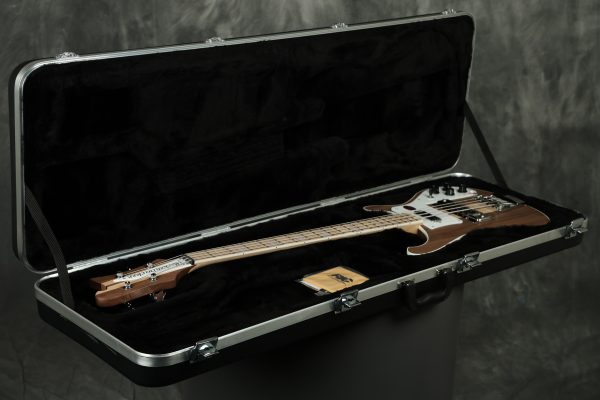2025 Rickenbacker 4003W Walnut - Image 31