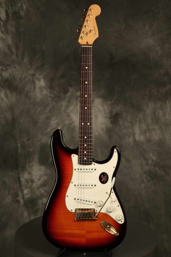 1996 Fender 50th Anniversary Stratocaster Sunburst - Image 3