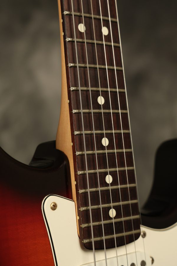 1996 Fender 50th Anniversary Stratocaster Sunburst - Image 26