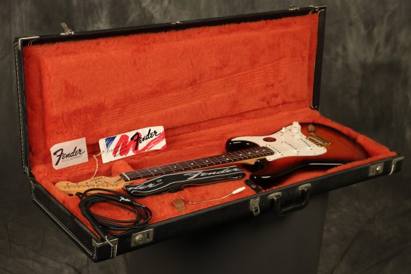 1996 Fender 50th Anniversary Stratocaster Sunburst - Image 52