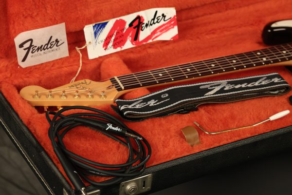 1996 Fender 50th Anniversary Stratocaster Sunburst - Image 53
