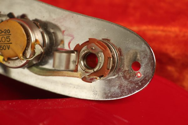 1964 Fender Duo-Sonic II Red - Image 75