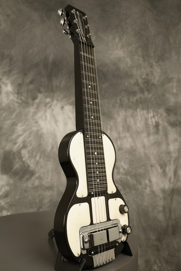SOLD - 1950s Rickenbacker model B lap steel guitar - Image 19