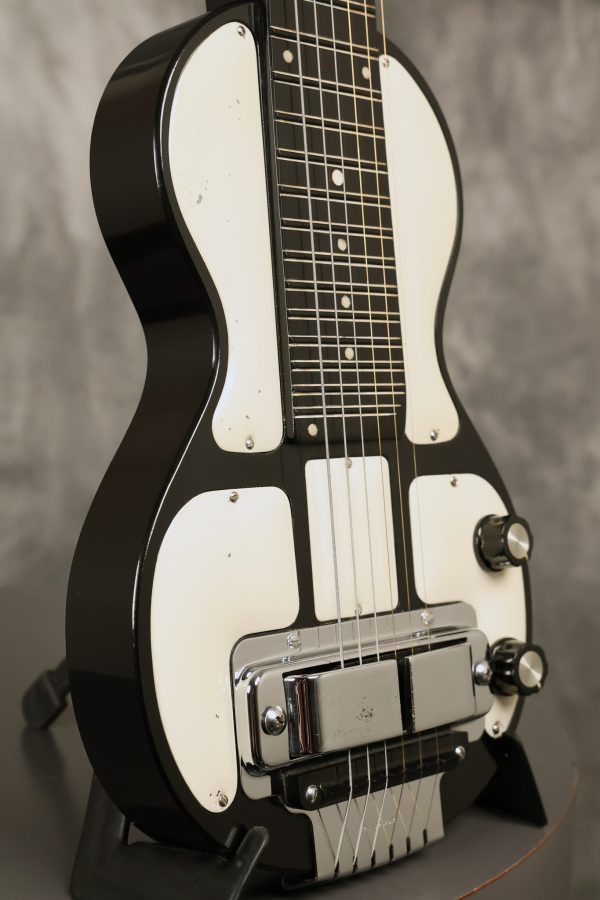 SOLD - 1950s Rickenbacker model B lap steel guitar - Image 20