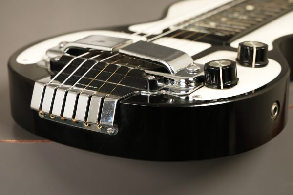 SOLD - 1950s Rickenbacker model B lap steel guitar - Image 27