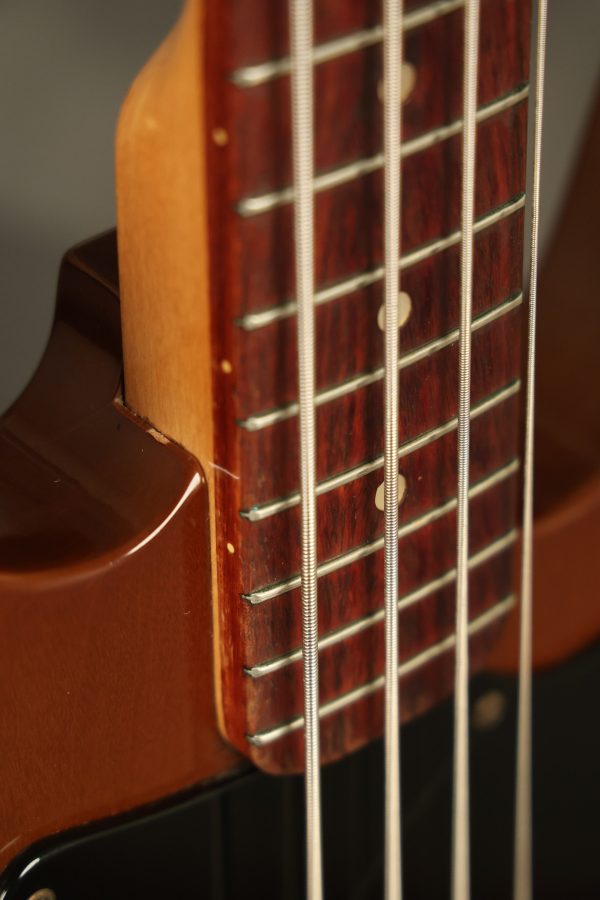 1975 Rickenbacker model 3000 short-scale Bass Walnut - Image 34