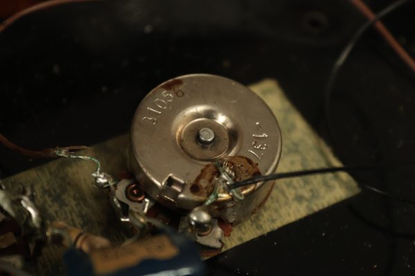 1975 Rickenbacker model 3000 short-scale Bass Walnut - Image 85