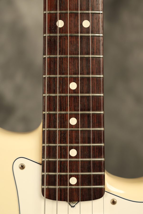 1983 Fender Stratocaster Olympic White - Image 8