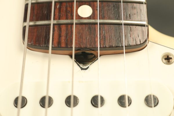 1983 Fender Stratocaster Olympic White - Image 9