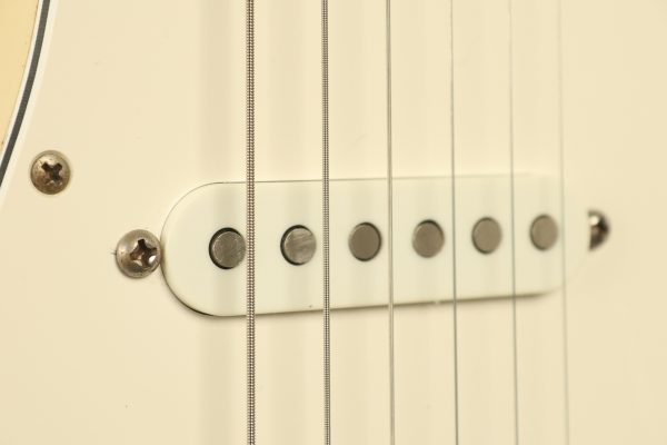 1983 Fender Stratocaster Olympic White - Image 13