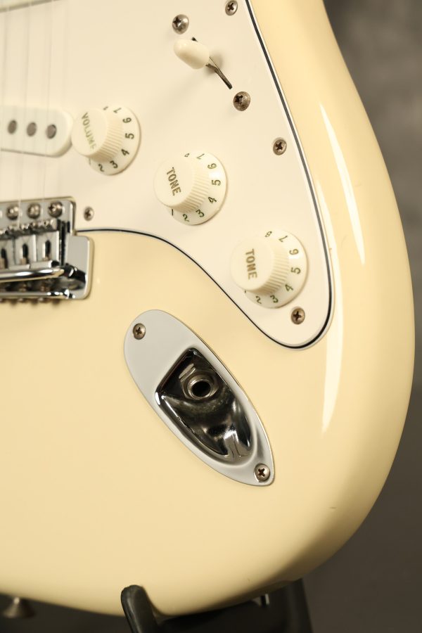 1983 Fender Stratocaster Olympic White - Image 20